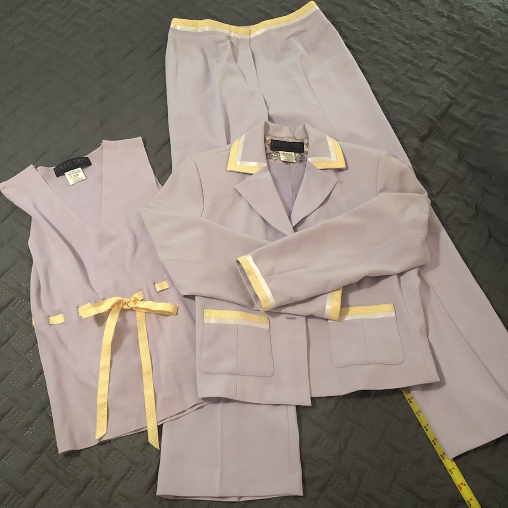 Beautiful, Classy, THREE Piece Set!!!